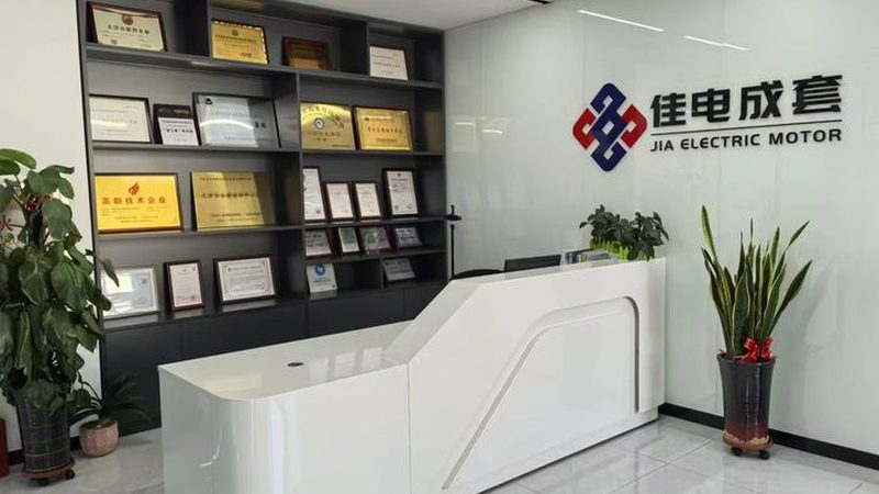 齿轮减速机与蜗轮蜗杆减速机：自锁性能的较量